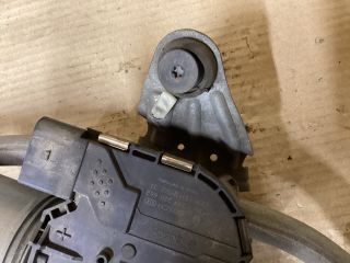 bontott VW PASSAT B8 Első Ablaktörlő Szerkezet Motorral