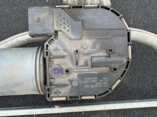 bontott VW PASSAT B8 Első Ablaktörlő Szerkezet Motorral