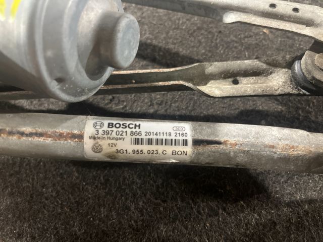 bontott VW PASSAT B8 Első Ablaktörlő Szerkezet Motorral