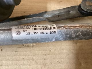 bontott VW PASSAT B8 Első Ablaktörlő Szerkezet Motorral