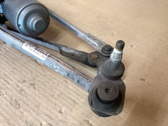 bontott VW PASSAT B8 Első Ablaktörlő Szerkezet Motorral