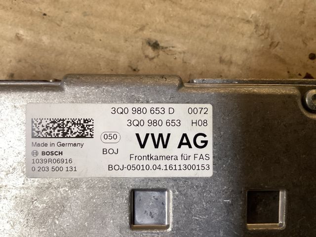 bontott VW PASSAT B8 Első Éjjellátó Kamera