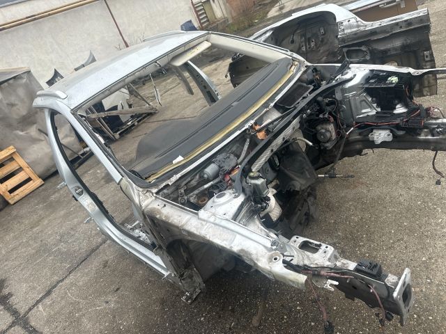 bontott VW PASSAT B8 Első Karosszéria Csomag