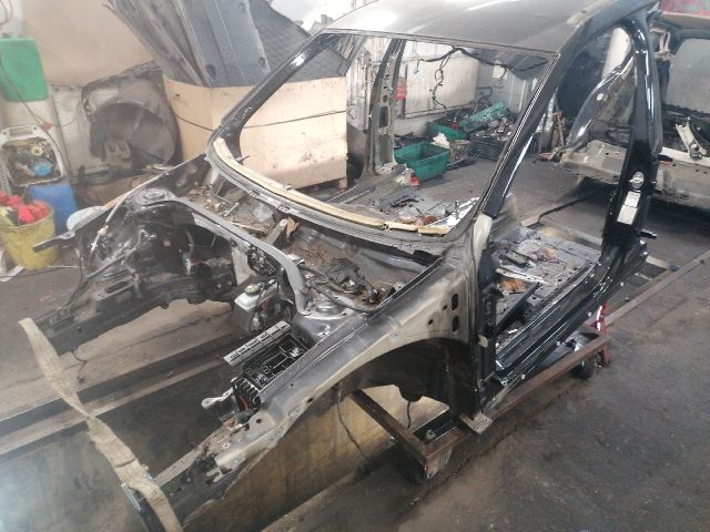 bontott VW PASSAT B8 Első Karosszéria Csomag