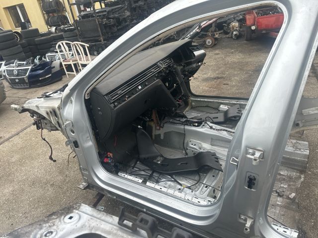 bontott VW PASSAT B8 Első Karosszéria Csomag