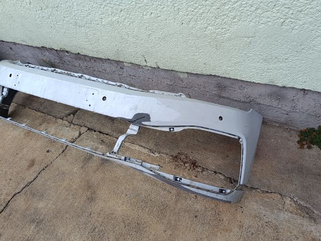 bontott VW PASSAT B8 Első Lökhárító (Részeivel)