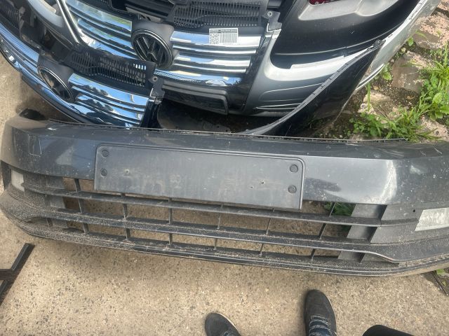 bontott VW PASSAT B8 Első Lökhárító (Részeivel)
