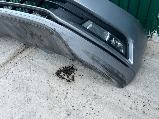 bontott VW PASSAT B8 Első Lökhárító (Részeivel)