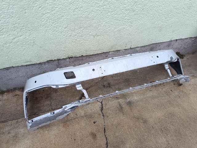 bontott VW PASSAT B8 Első Lökhárító (Részeivel)