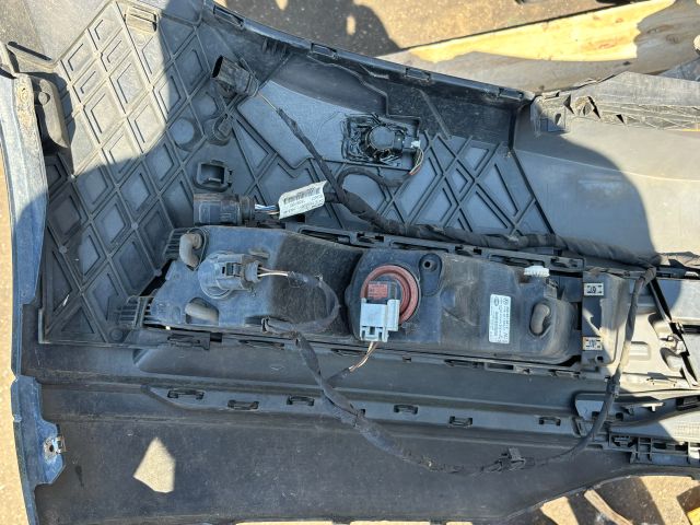 bontott VW PASSAT B8 Első Lökhárító (Részeivel)