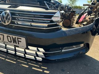 bontott VW PASSAT B8 Első Lökhárító (Részeivel)