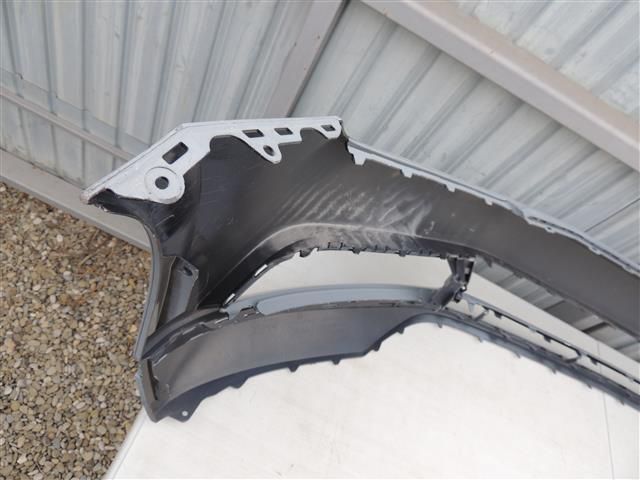 bontott VW PASSAT B8 Első Lökhárító (Részeivel)