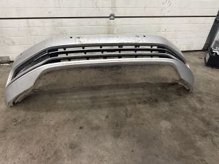 bontott VW PASSAT B8 Első Lökhárító (Üresen)
