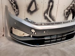 bontott VW PASSAT B8 Első Lökhárító (Üresen)