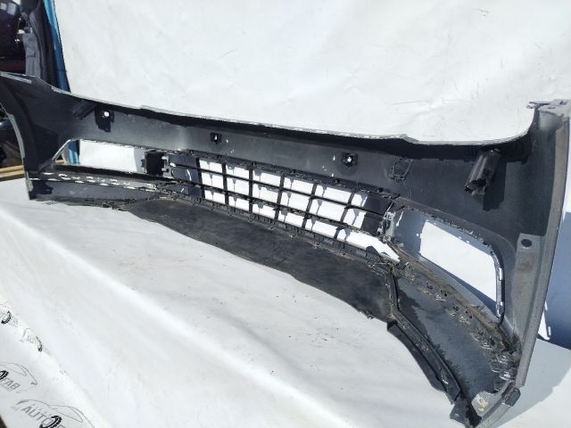 bontott VW PASSAT B8 Első Lökhárító (Üresen)