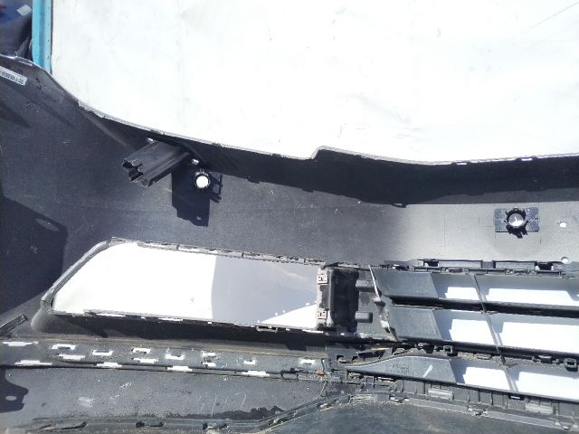 bontott VW PASSAT B8 Első Lökhárító (Üresen)