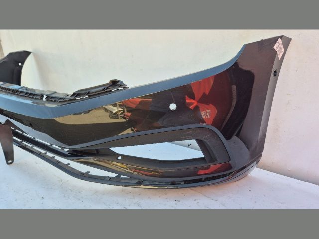 bontott VW PASSAT B8 Első Lökhárító (Üresen)