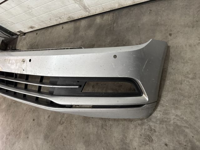 bontott VW PASSAT B8 Első Lökhárító (Üresen)