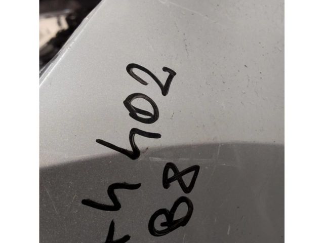 bontott VW PASSAT B8 Első Lökhárító (Üresen)