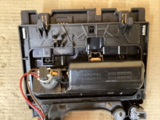 bontott VW PASSAT B8 Első Tároló Rekesz