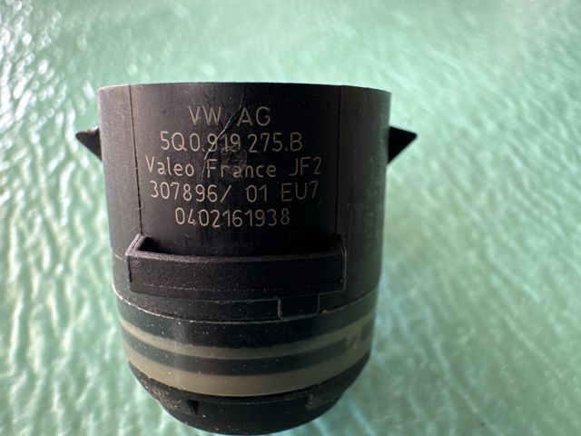 bontott VW PASSAT B8 Első Tolatóradar Fej