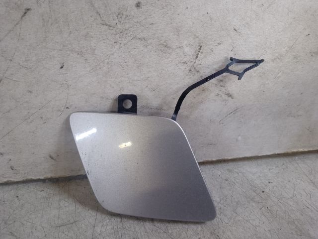 bontott VW PASSAT B8 Első Vonószem Burkolat