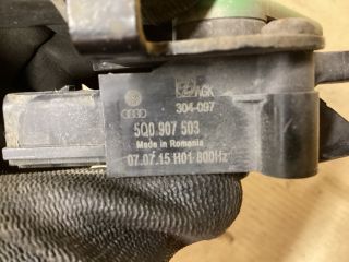 bontott VW PASSAT B8 Első Xenon Szintszabályzó Jeladó