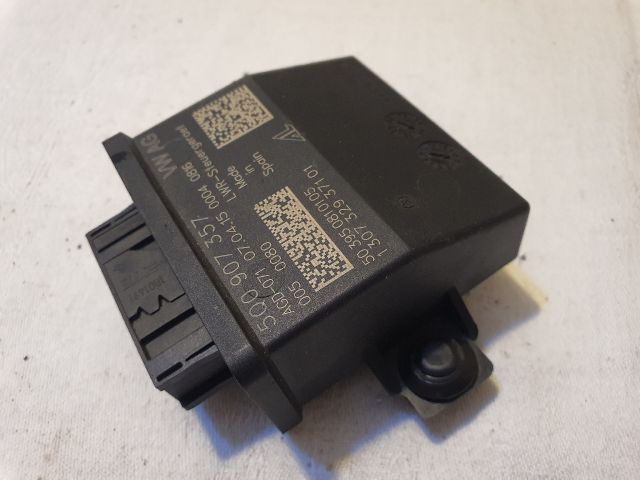 bontott VW PASSAT B8 Első Xenon Szintszabályzó Jeladó