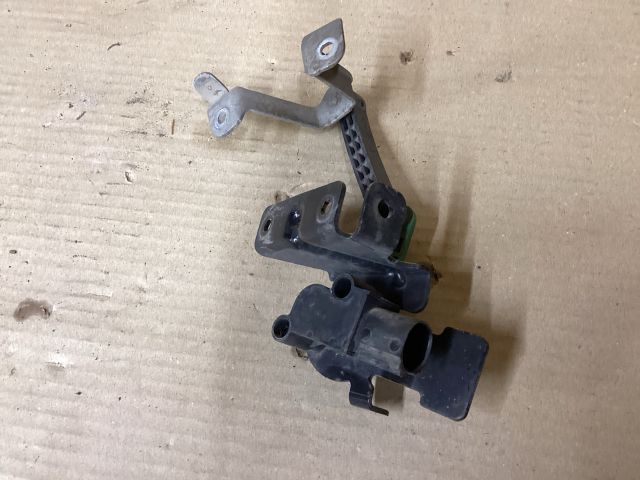 bontott VW PASSAT B8 Első Xenon Szintszabályzó Jeladó