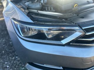 bontott VW PASSAT B8 Fényszóró Pár
