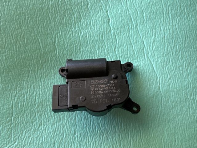 bontott VW PASSAT B8 Fűtés Állító Motor