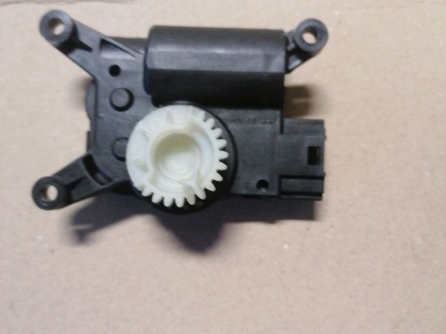 bontott VW PASSAT B8 Fűtés Állító Motor