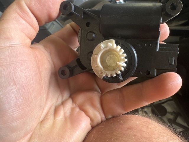 bontott VW PASSAT B8 Fűtés Állító Motor