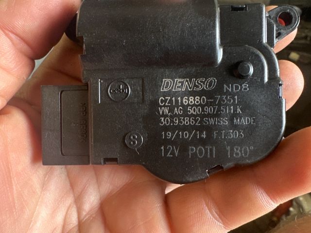 bontott VW PASSAT B8 Fűtés Állító Motor