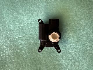 bontott VW PASSAT B8 Fűtés Állító Motor