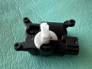 bontott VW PASSAT B8 Fűtés Állító Motor