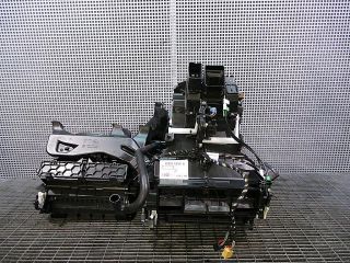 bontott VW PASSAT B8 Fűtés Box