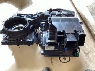 bontott VW PASSAT B8 Fűtés Box