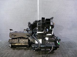 bontott VW PASSAT B8 Fűtés Box