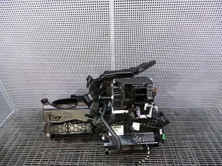 bontott VW PASSAT B8 Fűtés Box