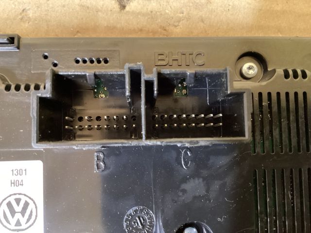 bontott VW PASSAT B8 Fűtés Vezérlő Modul