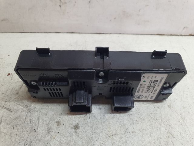 bontott VW PASSAT B8 Fűtéskapcsoló (digit klímás)