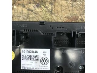 bontott VW PASSAT B8 Fűtéskapcsoló (digit klímás)