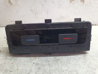 bontott VW PASSAT B8 Fűtéskapcsoló (digit klímás)