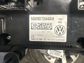 bontott VW PASSAT B8 Fűtéskapcsoló (digit klímás)