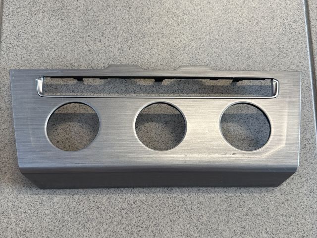 bontott VW PASSAT B8 Fűtéskapcsoló Keret