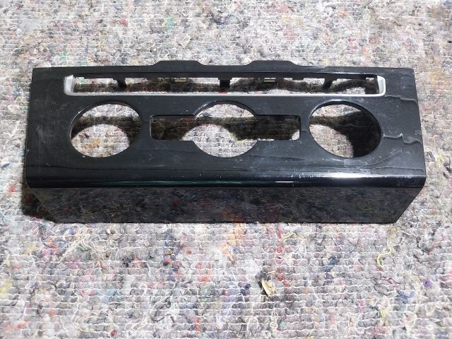 bontott VW PASSAT B8 Fűtéskapcsoló Keret