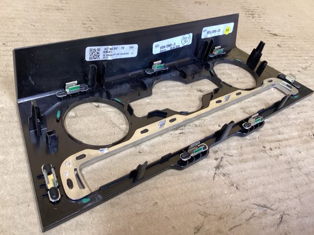 bontott VW PASSAT B8 Fűtéskapcsoló Keret