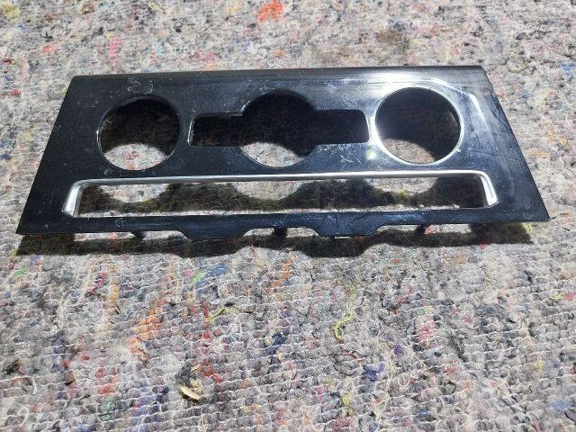 bontott VW PASSAT B8 Fűtéskapcsoló Keret