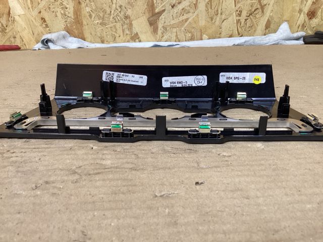 bontott VW PASSAT B8 Fűtéskapcsoló Keret